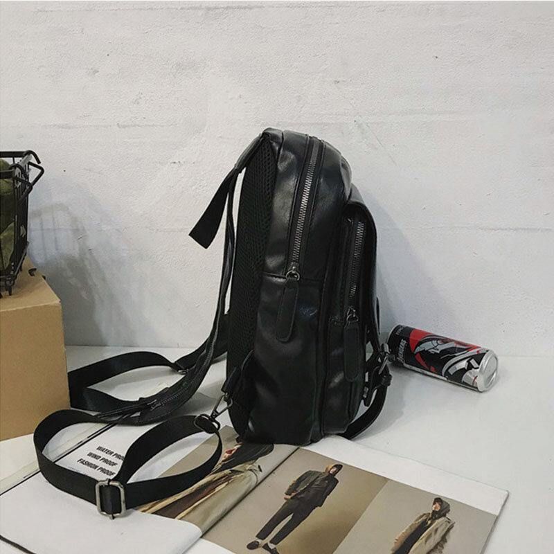 Mænd Retro Øretelefon Hul Multi-Bære Usb Opladning Multi-Layers Vandtæt Crossbody Taske Bryst Bag Sling Bag