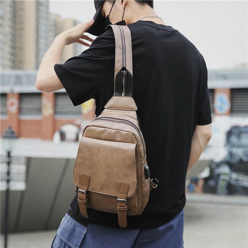 Mænd Retro Øretelefon Hul Multi-Bære Usb Opladning Multi-Layers Vandtæt Crossbody Taske Bryst Bag Sling Bag