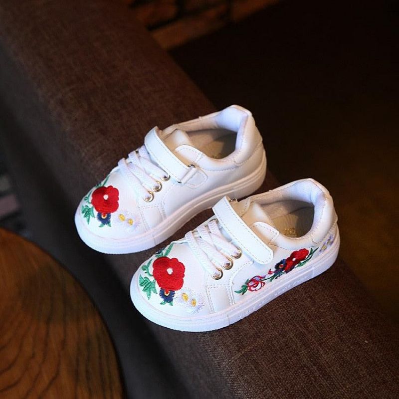 Romantiske Pigesneakers Med Blomsterbroderi