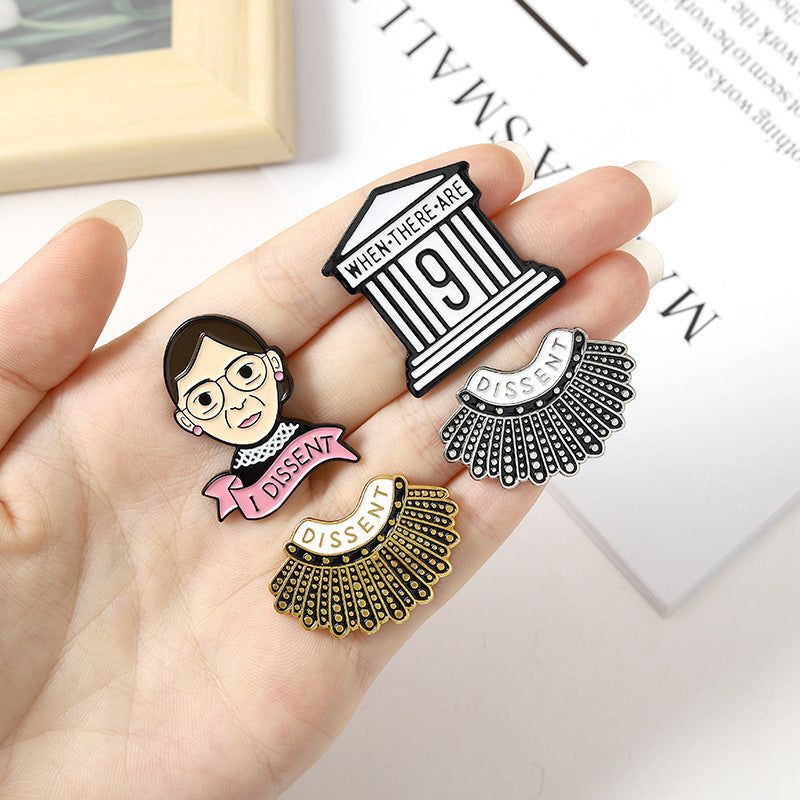 Ruth Bader Ginsburg Broche Feminist Emblem