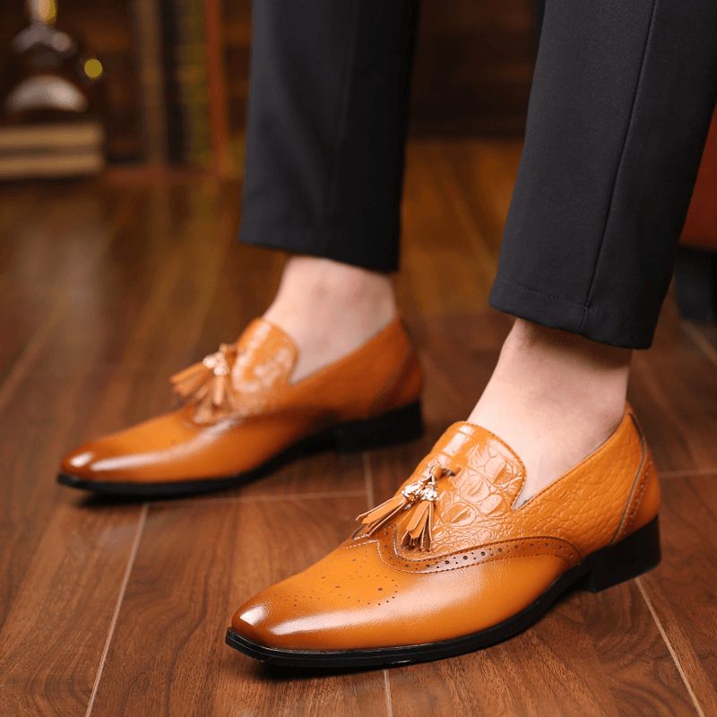 Mænd Brogue Tassel Decor Dress Loafers Slip På Business Casual Formelle Sko