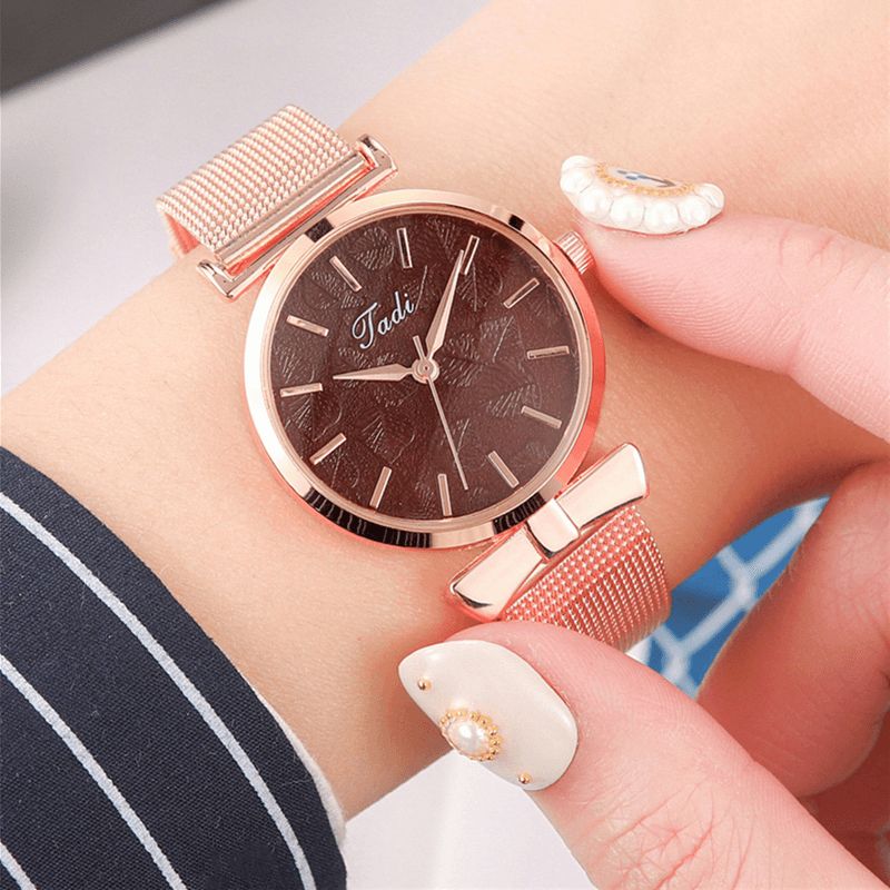 Moderigtigt Elegant Kvindeur Life Vandtæt Legering Justerbar Band Case No Number Dial Quartz ur