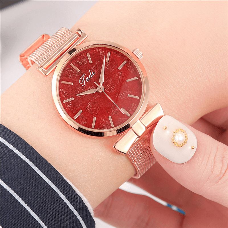 Moderigtigt Elegant Kvindeur Life Vandtæt Legering Justerbar Band Case No Number Dial Quartz ur