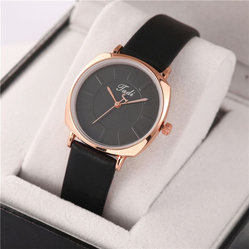 Simpel Elegant Trendy Kvinder Armbåndsur Rose Guld Legering Case Læder Band Kvinde Quartz Ure