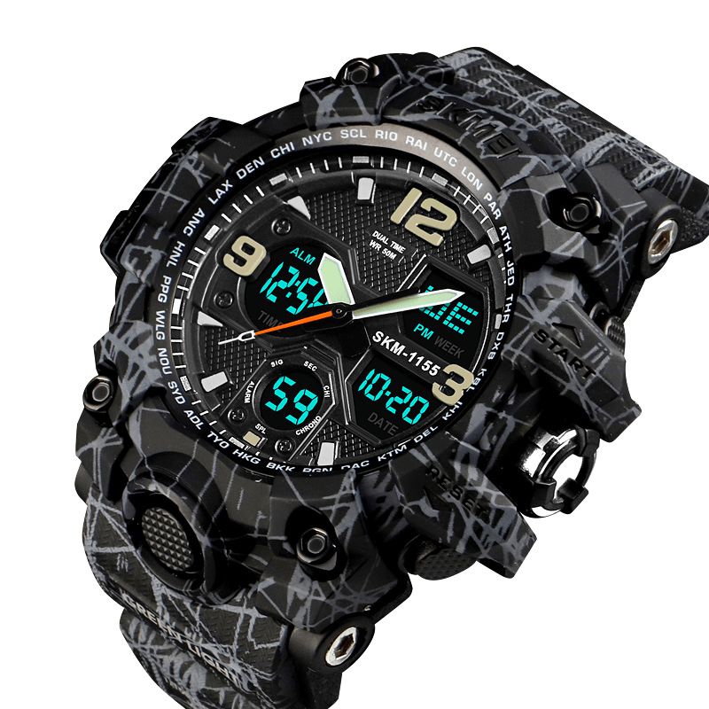 Skmei 1155B Militær Camouflage Vandtæt Multi-Function Udendørs Dual Digital Watch